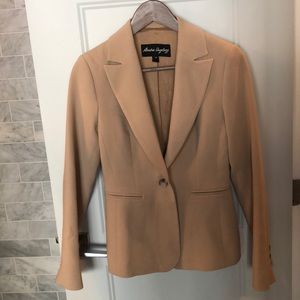 Camel coloured Femme de Carriere blazer